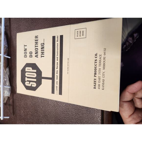 1976 DAZEY SEAL-A-MEAL Model 8000 with Original‎ Box Works inc. extra bags - Picture 13 of 15